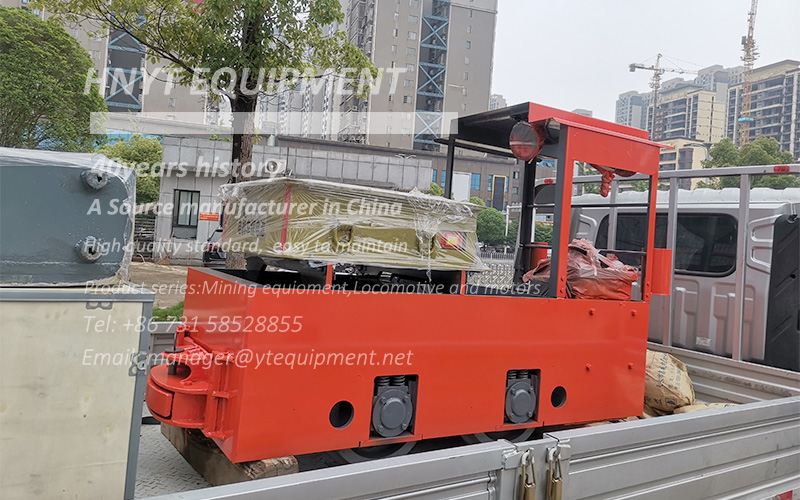 customized 2.5 ton lithium battery locomotive 1.jpg